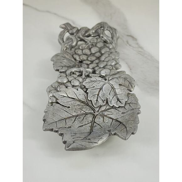 Arthur Court Grape Spoon Rest 8 1/2" 3D Vines Grapes 1993 Dinnerware Aluminum - Picture 7 of 15